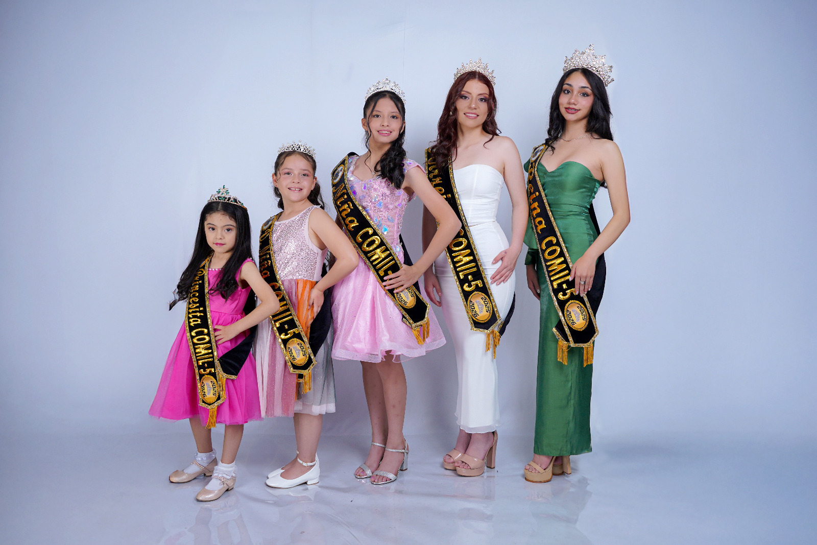 Foto oficial de las reinas